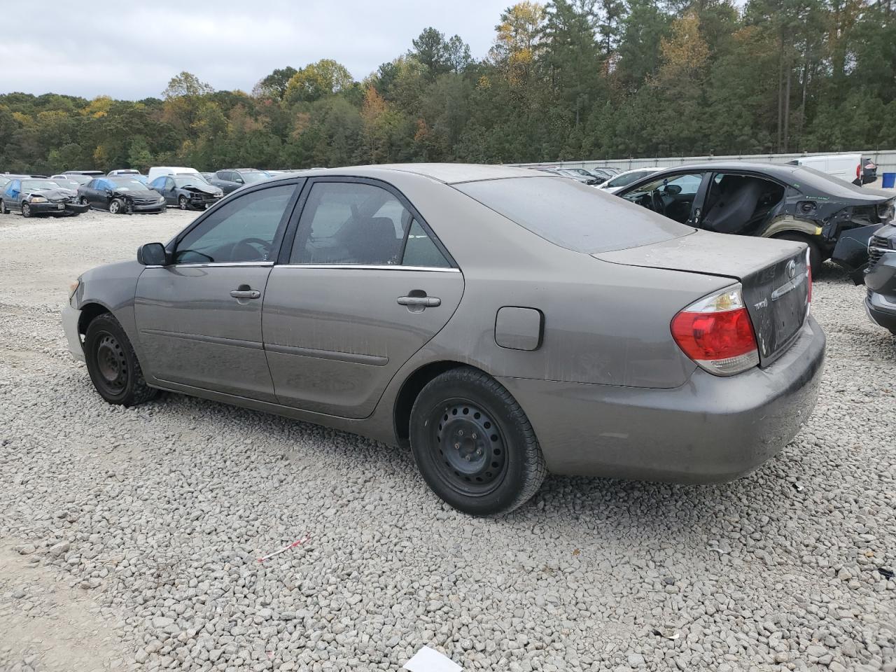 2006 Toyota Camry VIN 4T1BE32K06U723256 Copart auction photo, side / front end damage thumbnail 2