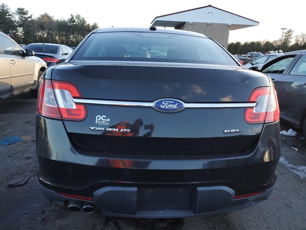 2011 Ford Taurus VIN 1FAHP2EW8BG168895 Copart auction photo, undercarriage / minor dent/scratches damage thumbnail 6