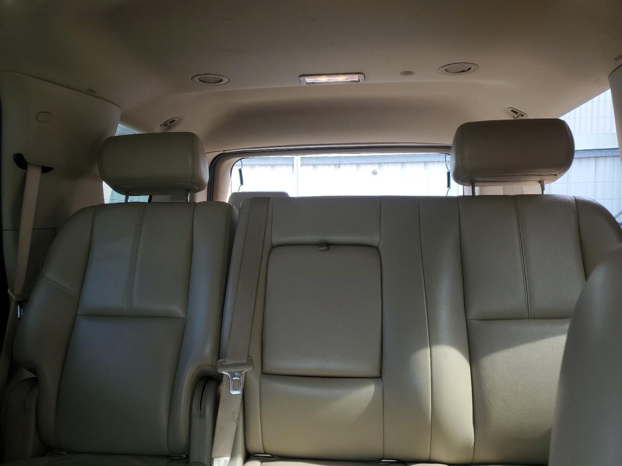 2007 Chevrolet Tahoe VIN 1GNFK13077J261546 Copart auction photo, rear end damage thumbnail 10