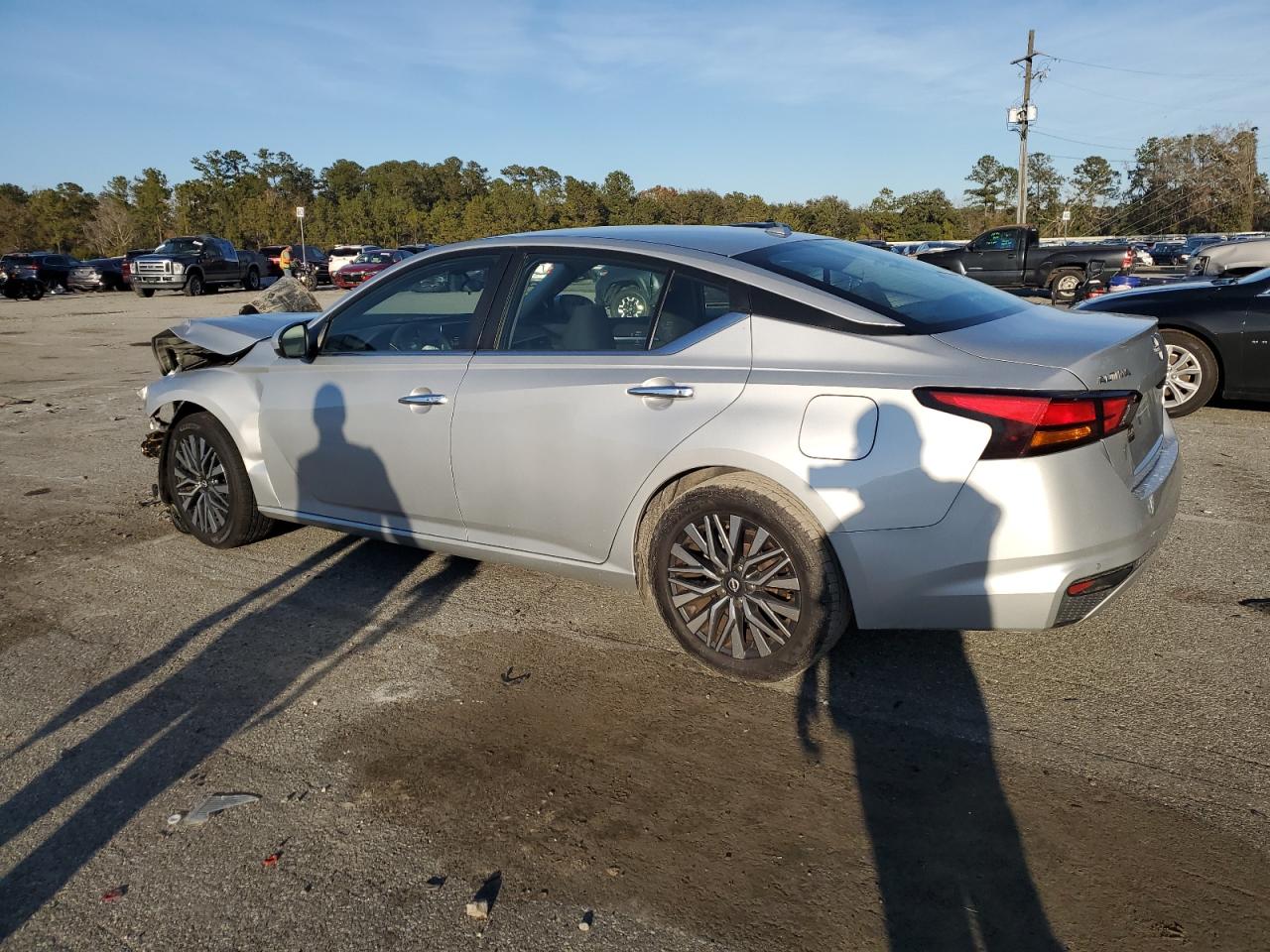 2023 Nissan Altima VIN 1N4BL4DV0PN305191 Copart auction photo, front end damage thumbnail 2