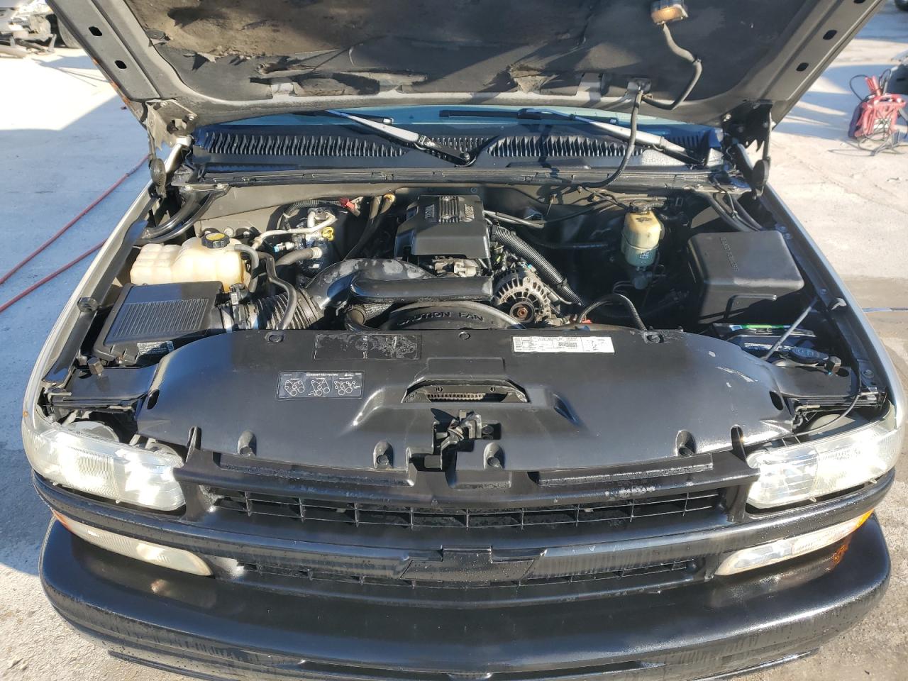 1999 Chevrolet Silverado VIN 1GCEC14T4XE142825 Copart auction photo, rear end / minor dent/scratches damage thumbnail 11