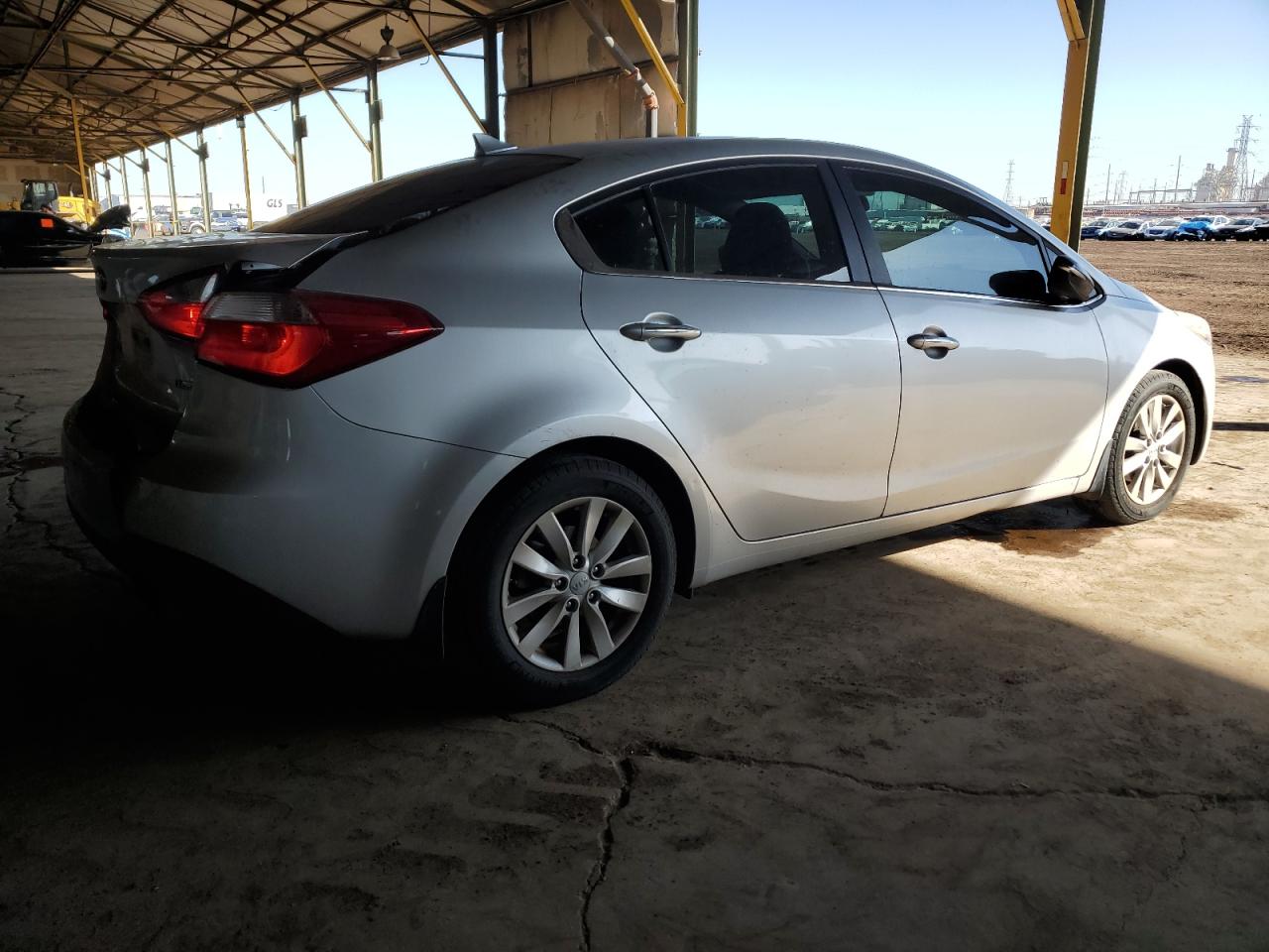 2014 KIA Forte VIN KNAFX4A89E5106598 Copart auction photo, rear end damage thumbnail 3