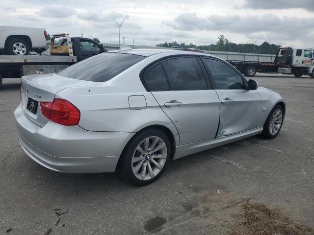 2011 BMW 3er VIN WBAPK7C51BA816332 Copart auction photo, all over damage thumbnail 3