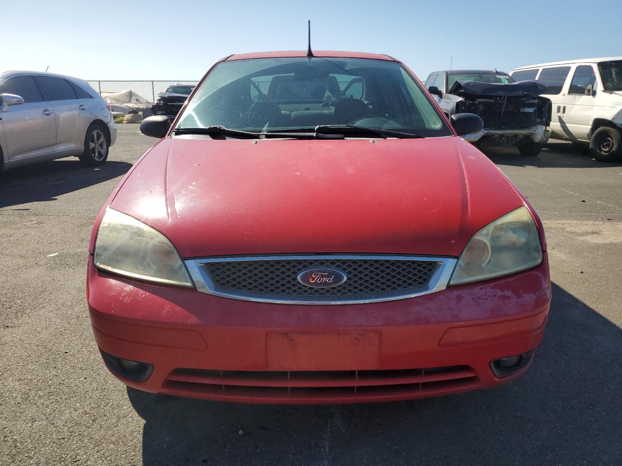 2007 Ford Focus VIN 1FAHP34NX7W324396 Copart auction photo, minor dent/scratches damage thumbnail 5