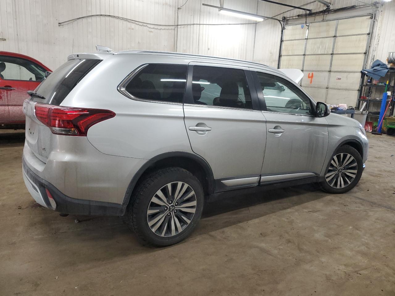 2020 Mitsubishi Outlander VIN JA4AZ3A30LZ025656 Copart auction photo, front end damage thumbnail 3