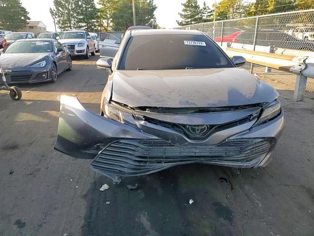 2018 Toyota Camry VIN 4T1B11HK9JU565872 Copart auction photo, front end damage thumbnail 10