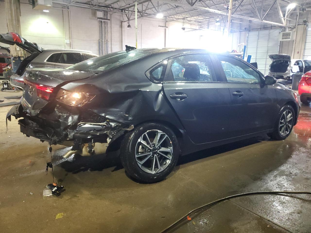 2024 KIA Forte VIN 3KPF24AD2RE834885 Copart auction photo, rear end / side damage thumbnail 3