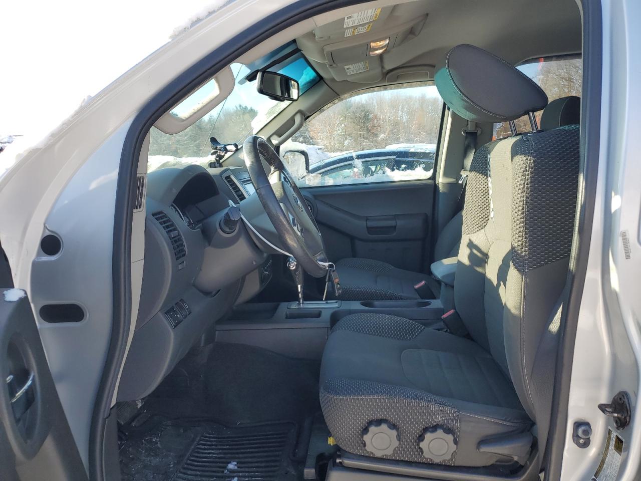 2015 Nissan XTerra VIN 5N1AN0NW3FN660155 Copart auction photo, rear end / minor dent/scratches damage thumbnail 7