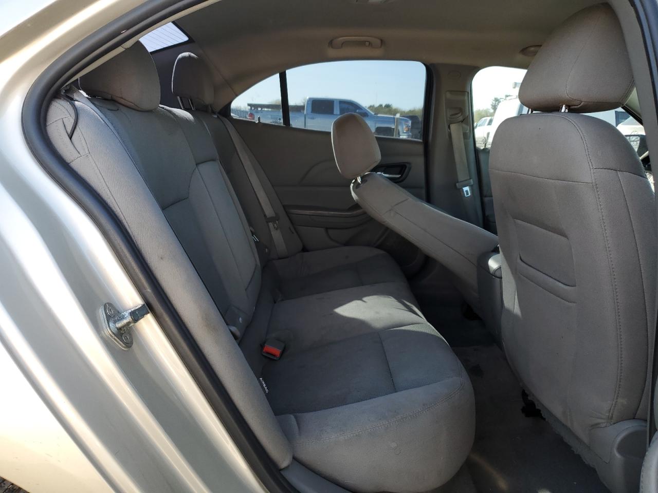 2014 Chevrolet Malibu VIN 1G11B5SL9EF275785 Copart auction photo, front end / minor dent/scratches damage thumbnail 10