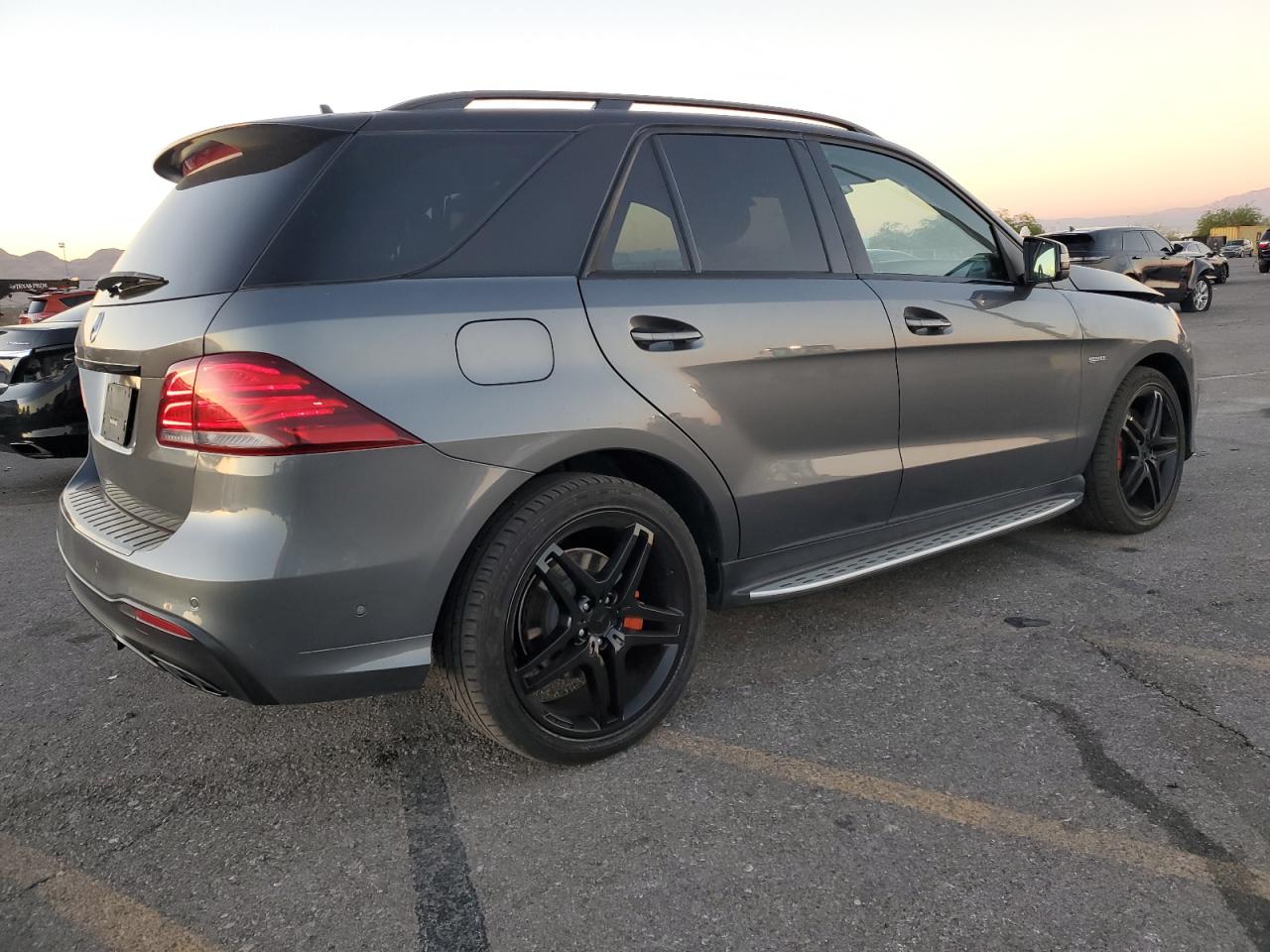 2018 Mercedes-Benz GLE VIN 4JGDA6EB9JA996594 Copart auction photo, front end damage thumbnail 3