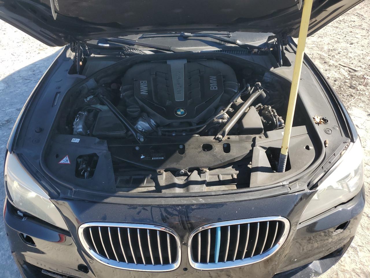 2014 BMW 7er VIN WBAYE8C50ED135020 Copart auction photo, front end / side damage thumbnail 13