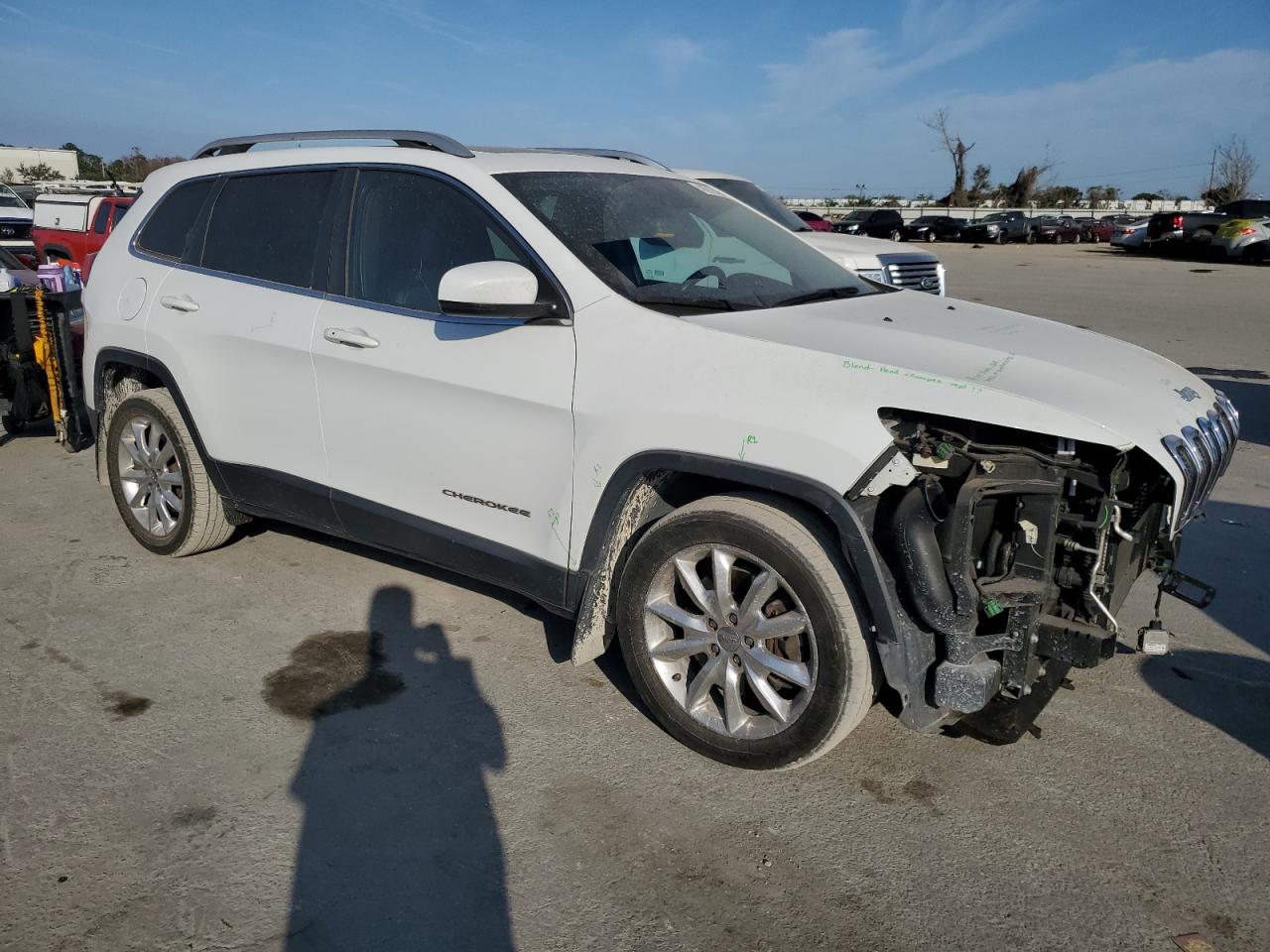 2016 Jeep Grand Cherokee VIN 1C4PJLDS9GW362991 Copart auction photo, minor dent/scratches / front end damage thumbnail 4