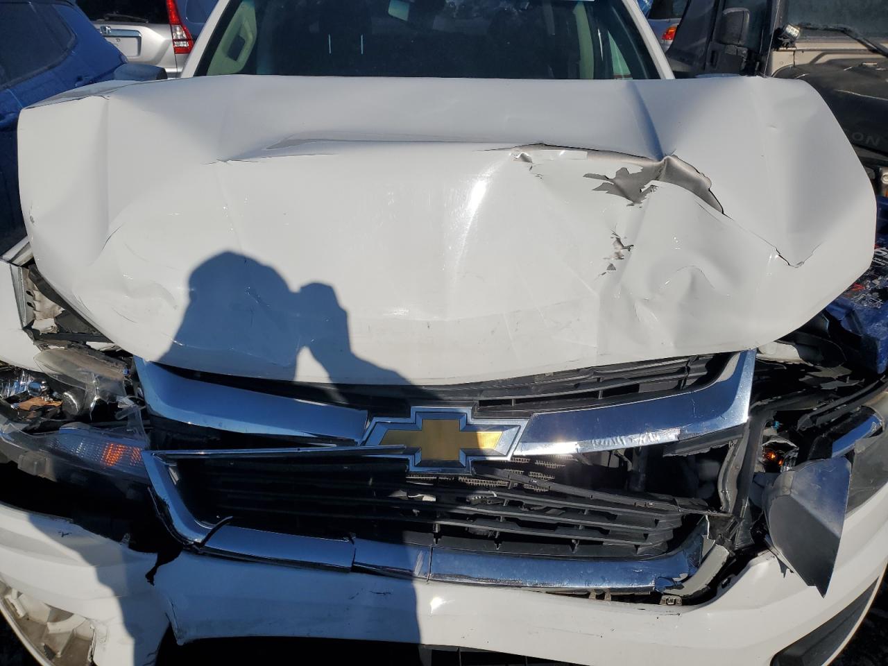 2015 Chevrolet Colorado VIN 1GCGSBE35F1122718 Copart auction photo, front end damage thumbnail 13