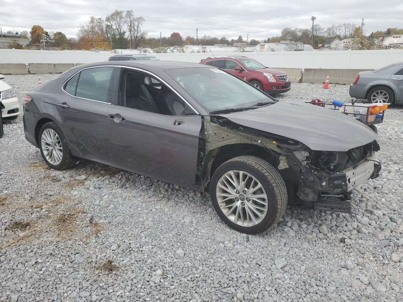 2020 Toyota Camry VIN 4T1F11AK7LU940592 Copart auction photo, front end / stripped damage thumbnail 4