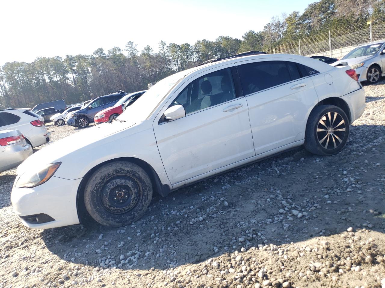 2013 Chrysler 200 VIN 1C3CCBBB2DN744338