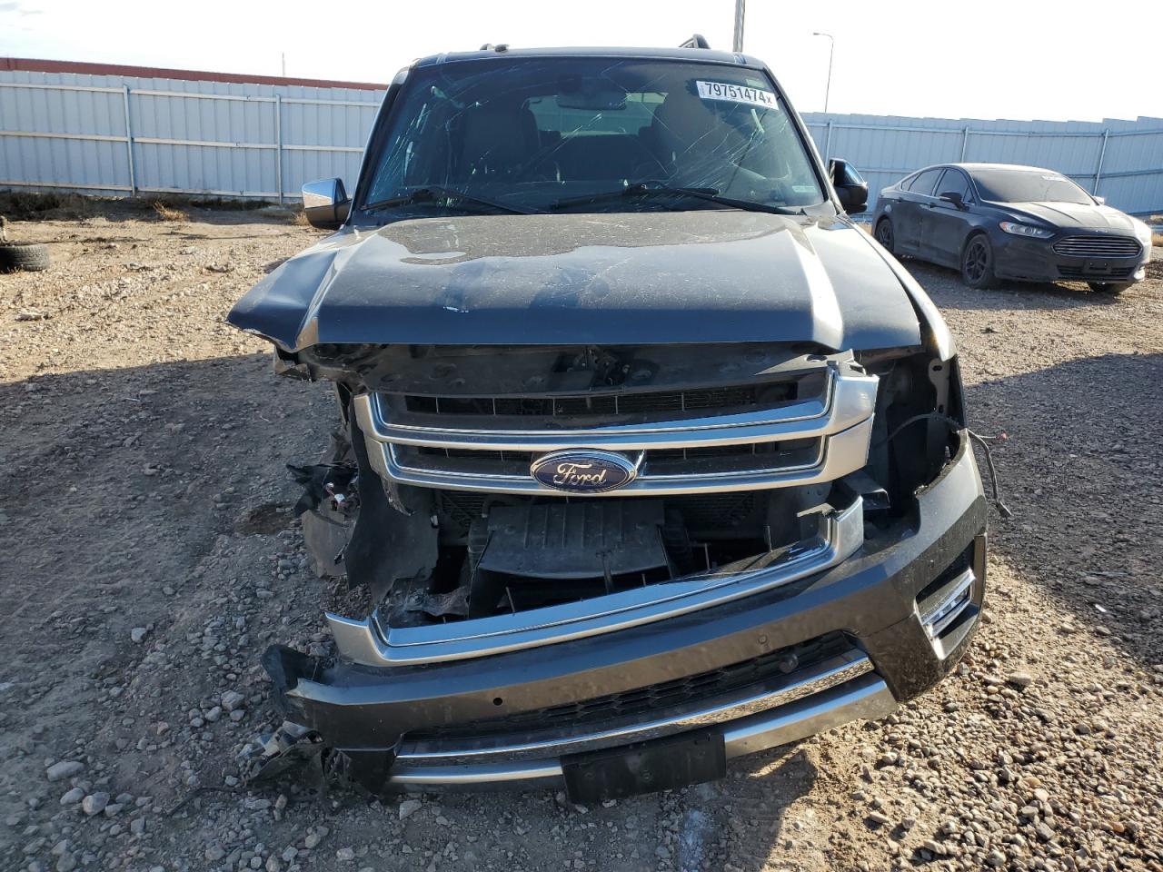 2017 Ford Expedition VIN 1FMJK1MT3HEA30953 Copart auction photo, front end / side damage thumbnail 5