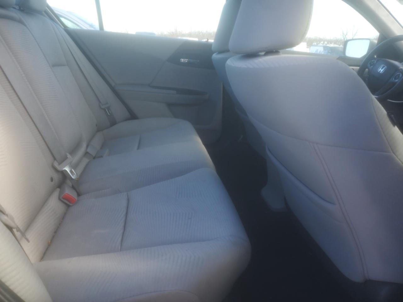 2015 Honda Accord VIN 1HGCR2F33FA093360 Copart auction photo, side / minor dent/scratches damage thumbnail 10