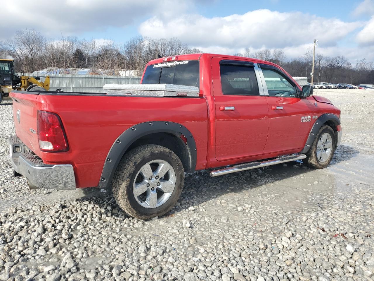 2013 RAM 1500 VIN 1C6RR7LT8DS653608 Copart auction photo, front end / minor dent/scratches damage thumbnail 3