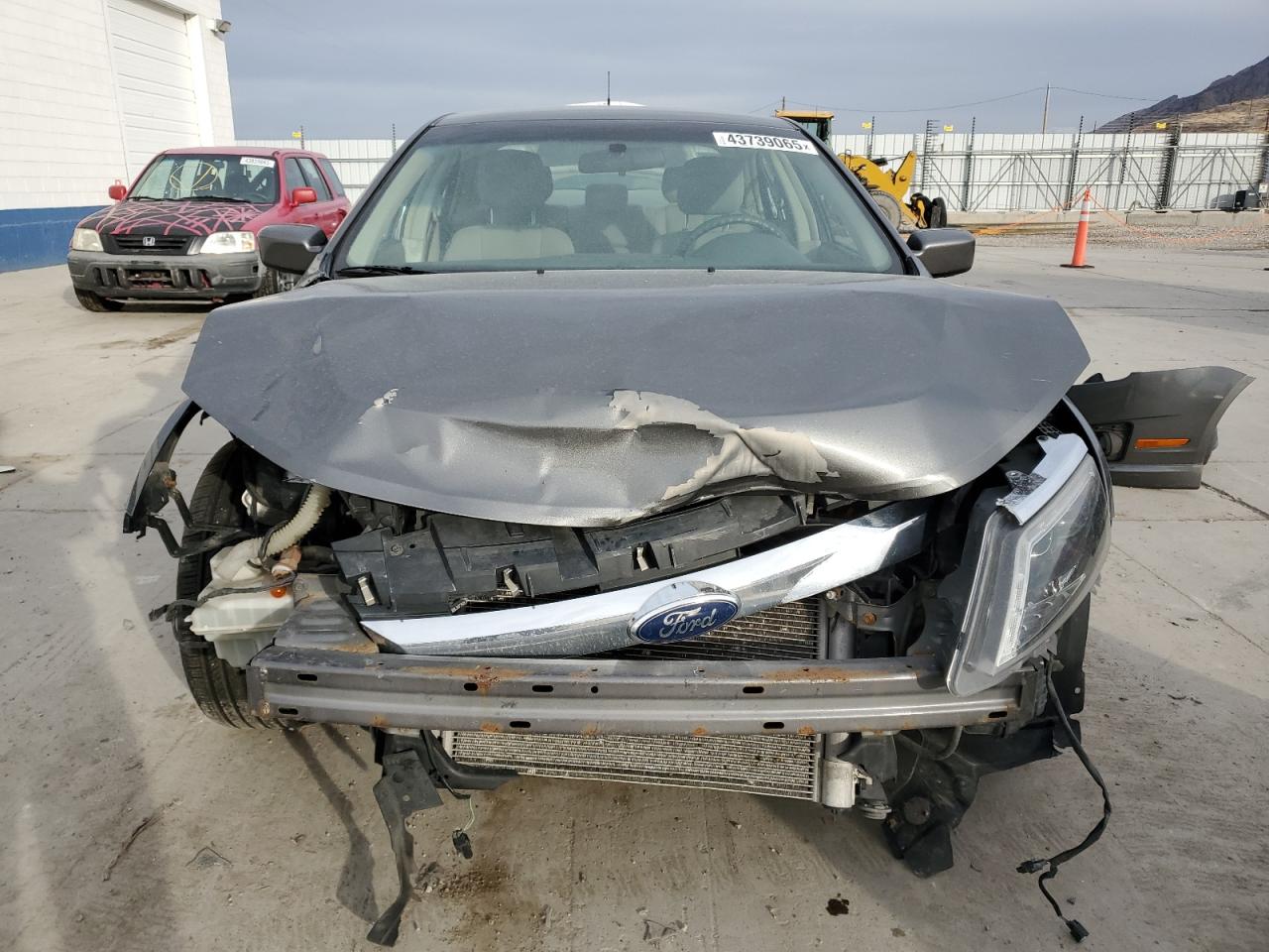 2011 Ford Fusion VIN 3FAHP0HAXBR324254 Copart auction photo, front end damage thumbnail 5
