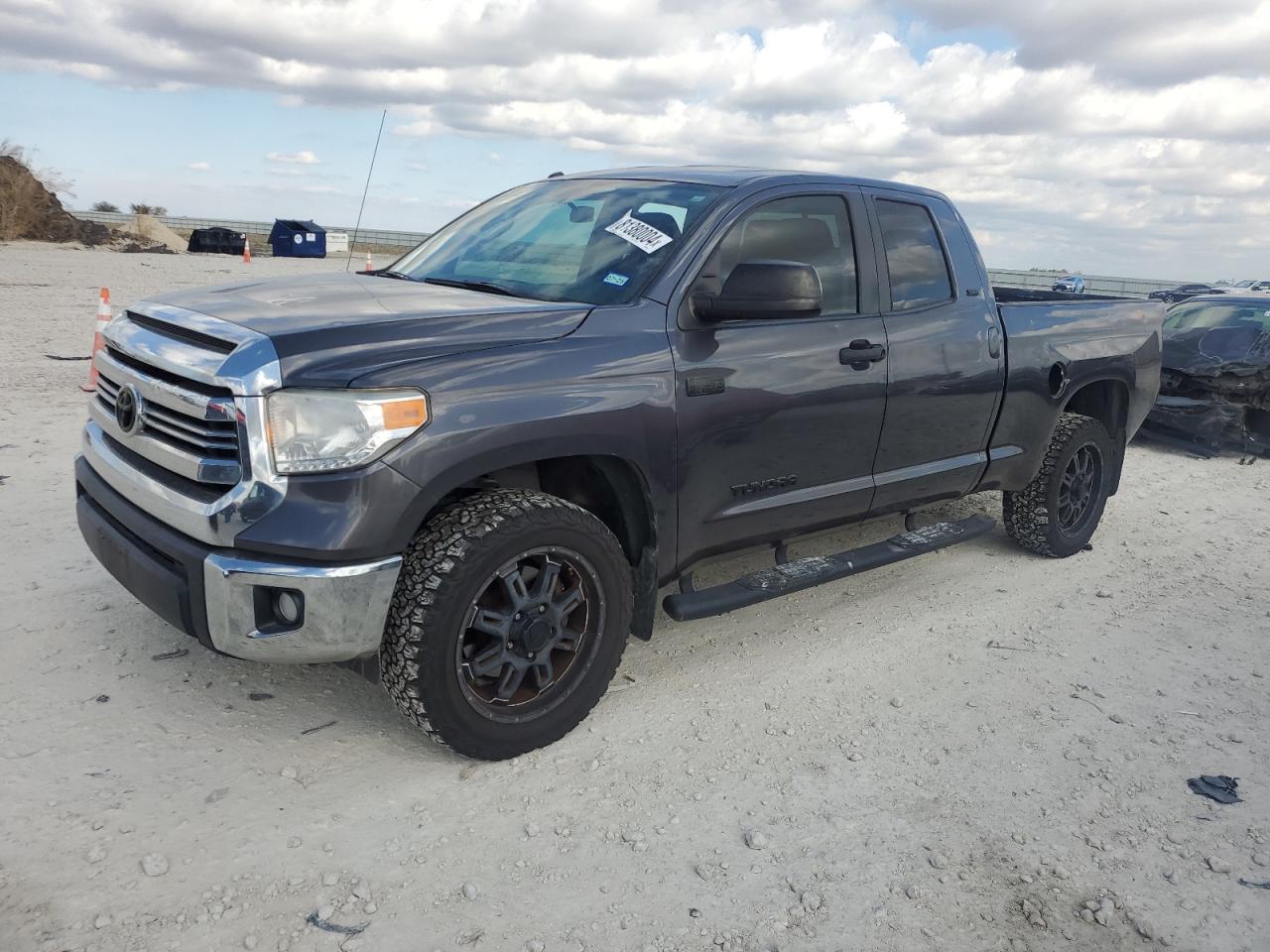 2016 Toyota Tundra VIN 5TFUW5F16GX539589