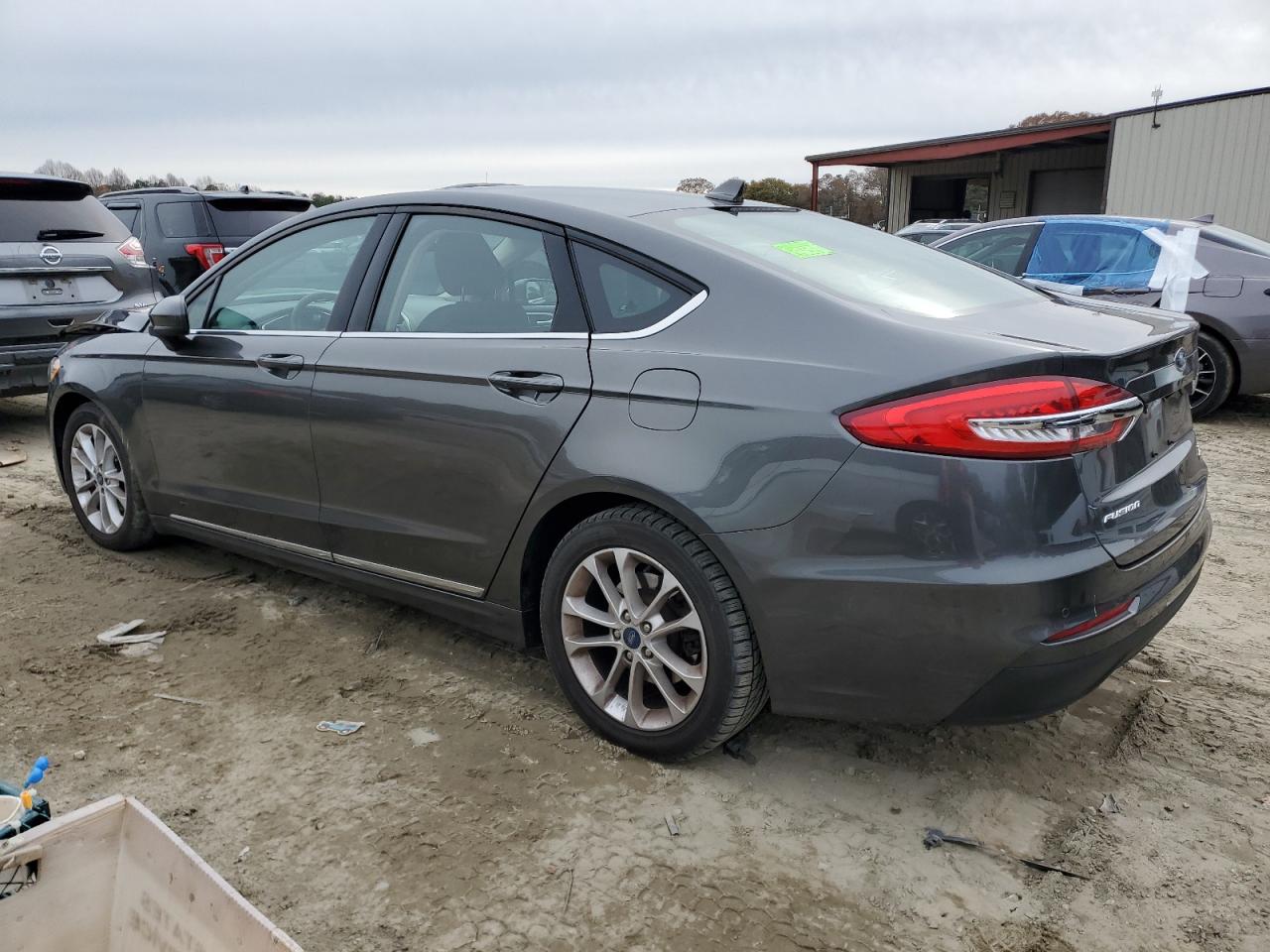 2020 Ford Fusion VIN 3FA6P0HD5LR159023 Copart auction photo, front end damage thumbnail 2