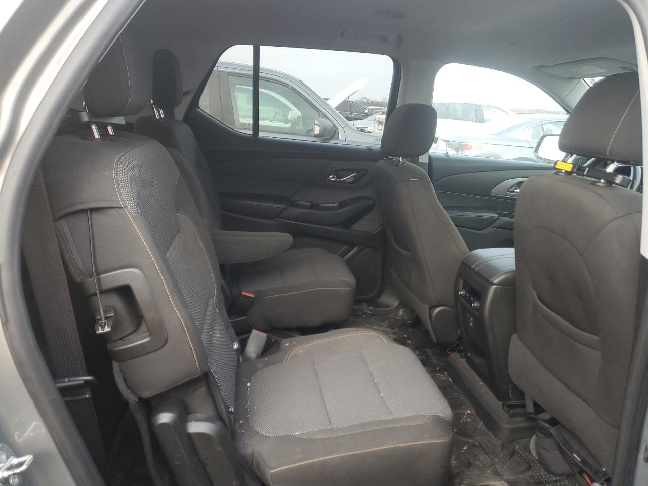 2018 Chevrolet Traverse VIN 1GNERGKW1JJ232048 Copart auction photo, front end / side damage thumbnail 11