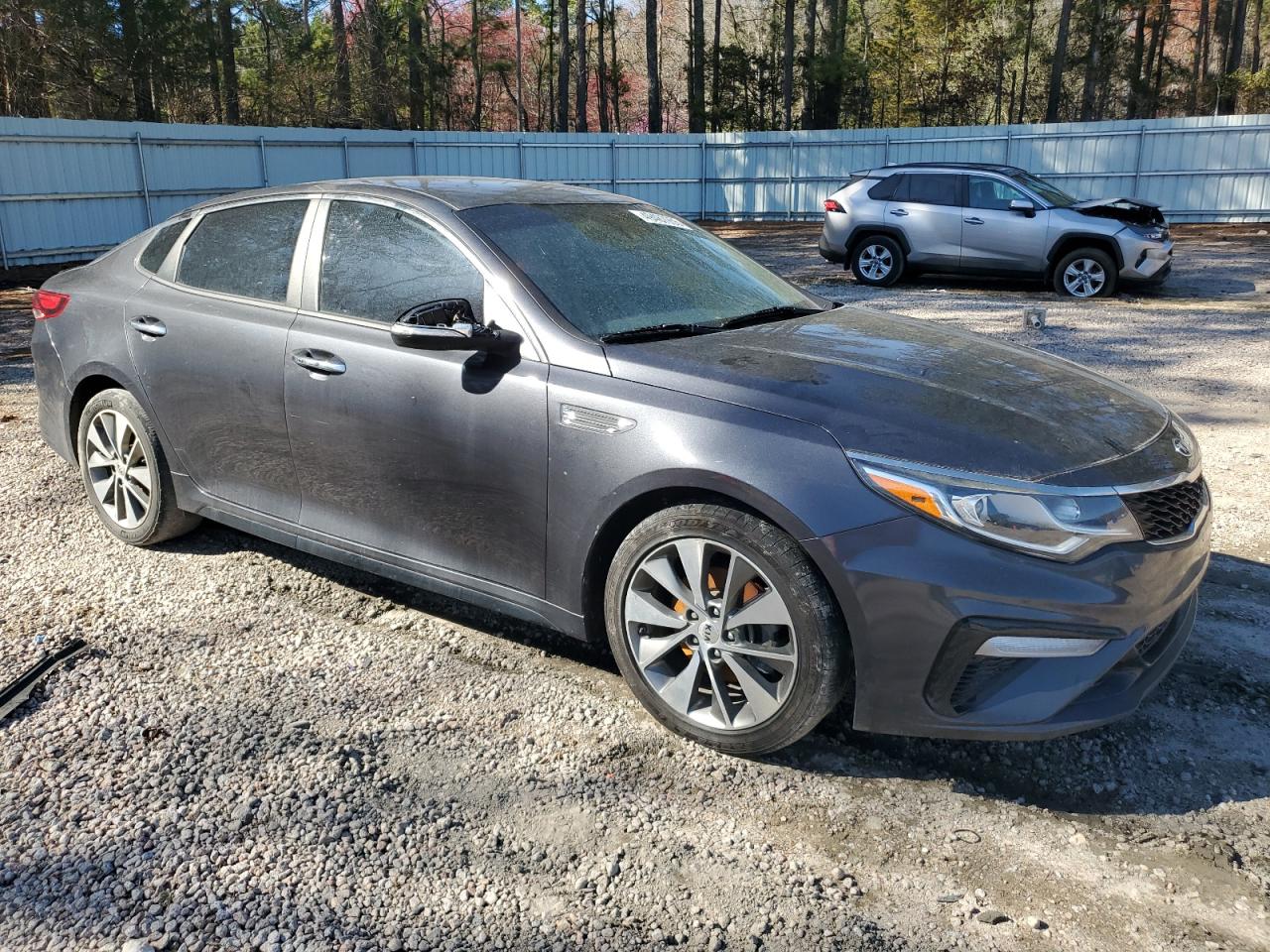 2019 KIA Optima VIN 5XXGT4L36KG282553 Copart auction photo, side damage thumbnail 4