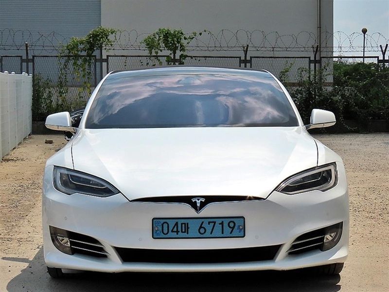 2017 Tesla Model s VIN 5YJSA1E29HF200040