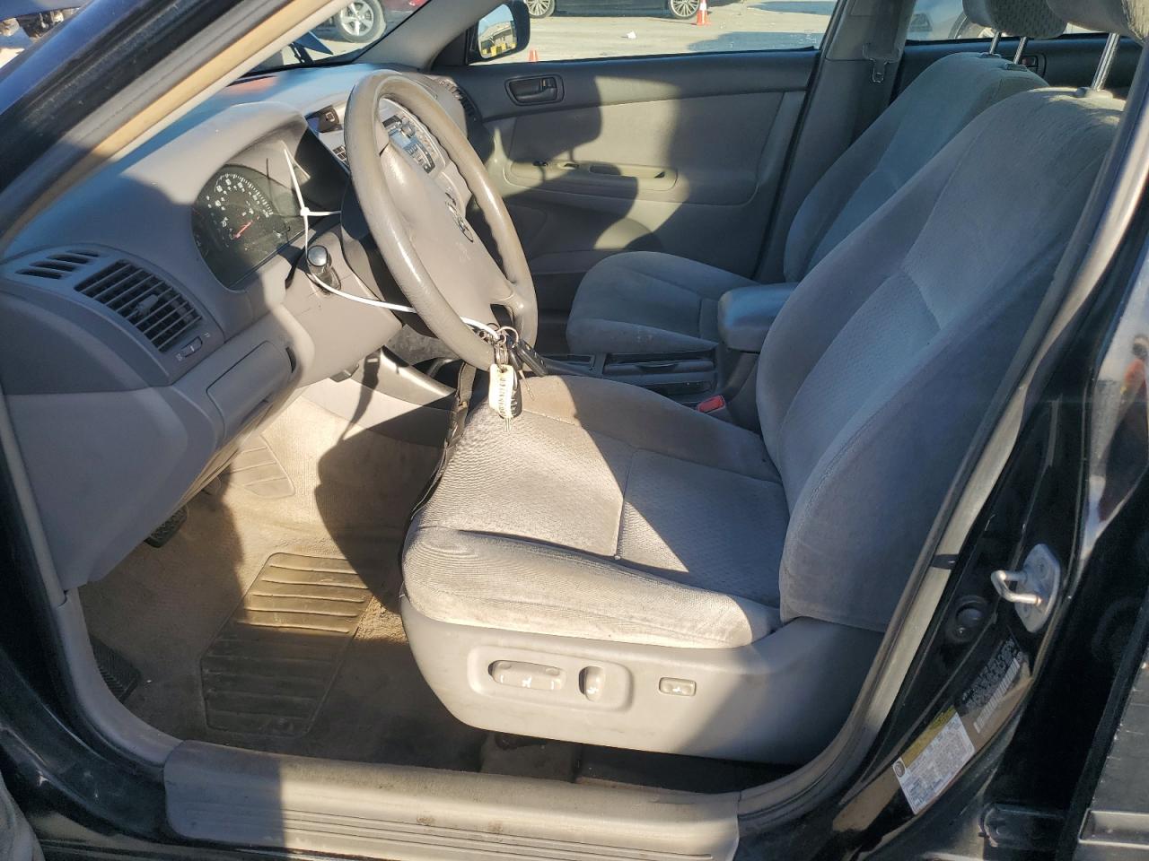 2004 Toyota Camry VIN 4T1BF32K94U072591 Copart auction photo, rear end damage thumbnail 7