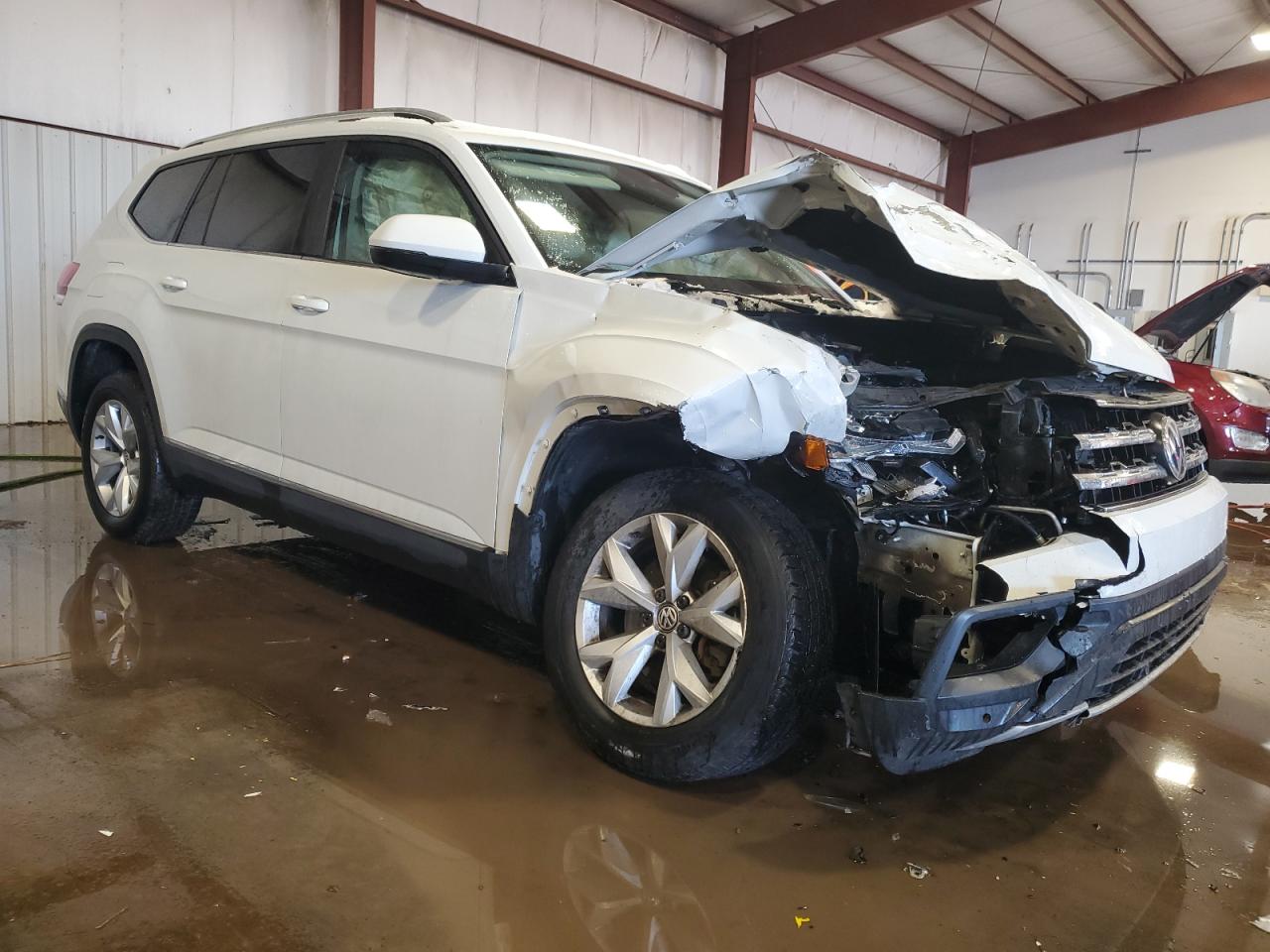 2018 Volkswagen Atlas VIN 1V2MR2CA4JC508199 Copart auction photo, front end damage thumbnail 4