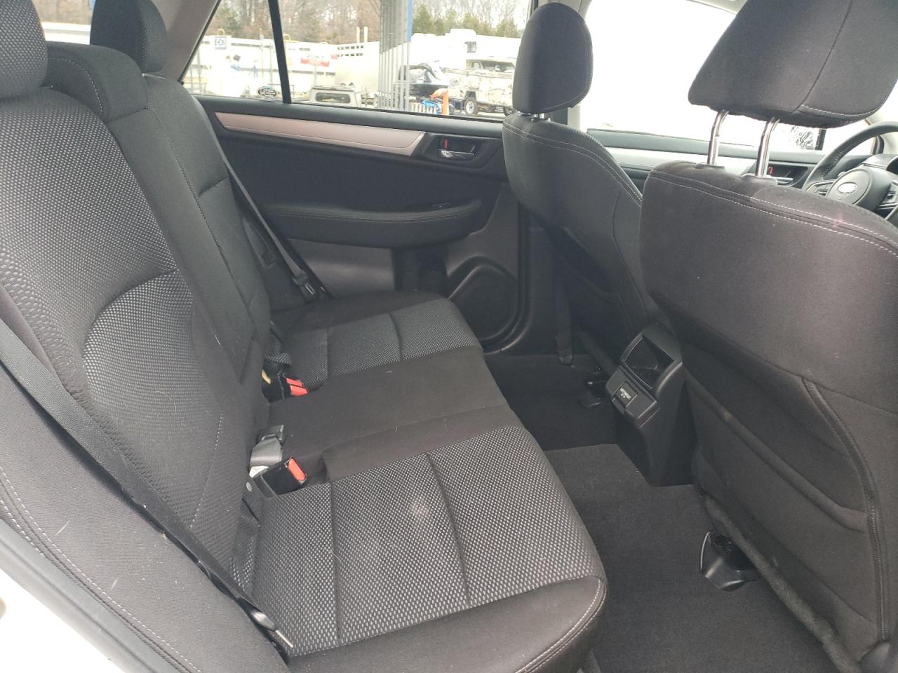 2018 Subaru Outback VIN 4S4BSAFC0J3245418 Copart auction photo, front end / side damage thumbnail 11