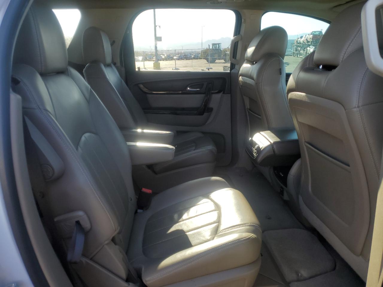 2016 GMC Acadia VIN 1GKKVTKD8GJ124277 Copart auction photo, front end damage thumbnail 11