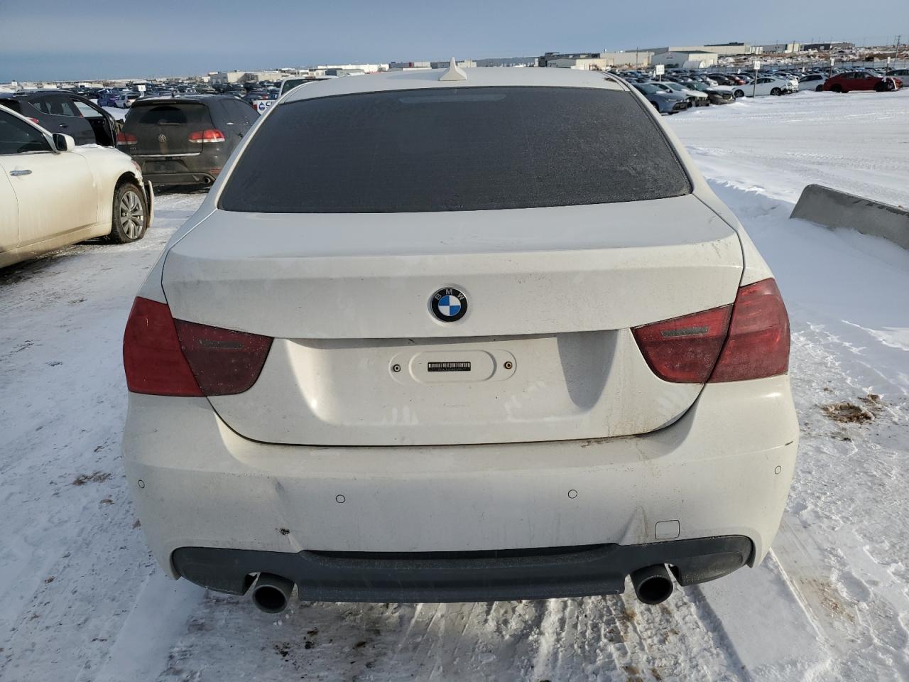 2009 BMW 3er VIN WBAPL33509A406900 Copart auction photo, hail / rear end damage thumbnail 6