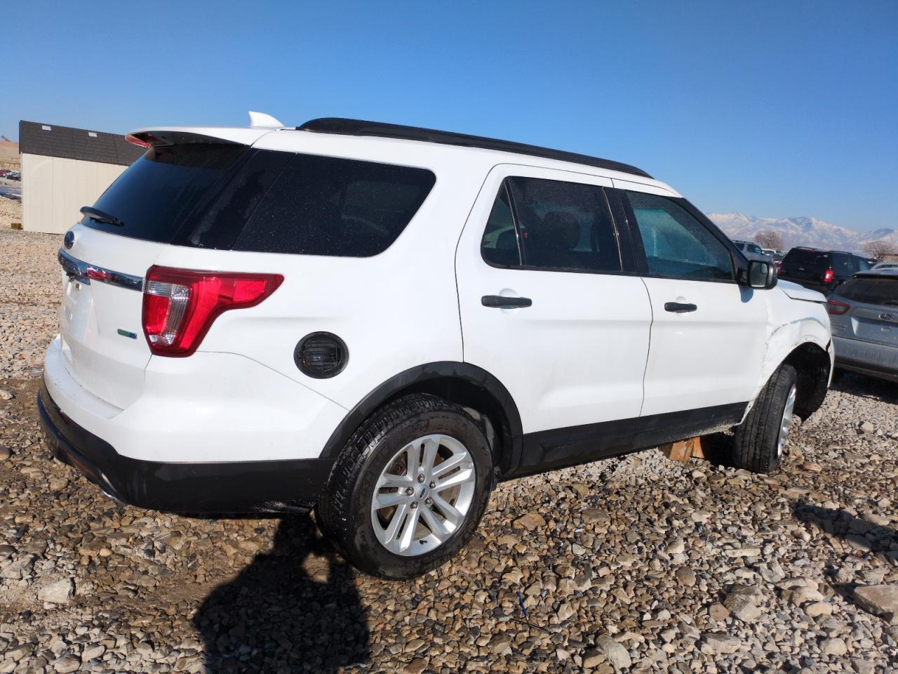 2016 Ford Explorer VIN 1FM5K8B88GGC86713 Copart auction photo, front end damage thumbnail 3