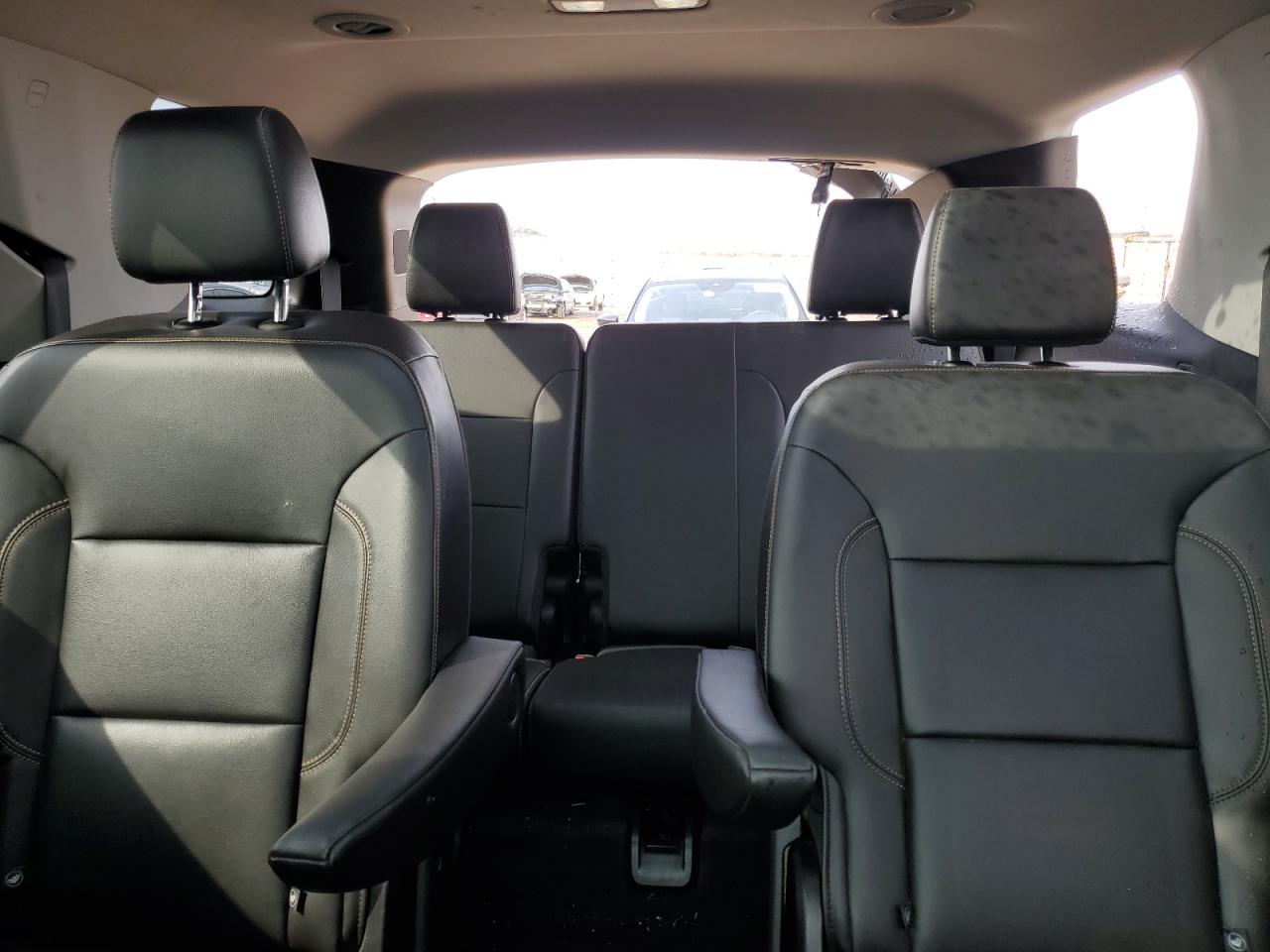 2021 Chevrolet Traverse VIN 1GNEVHKWXMJ174155 Copart auction photo, front end / rear end damage thumbnail 10