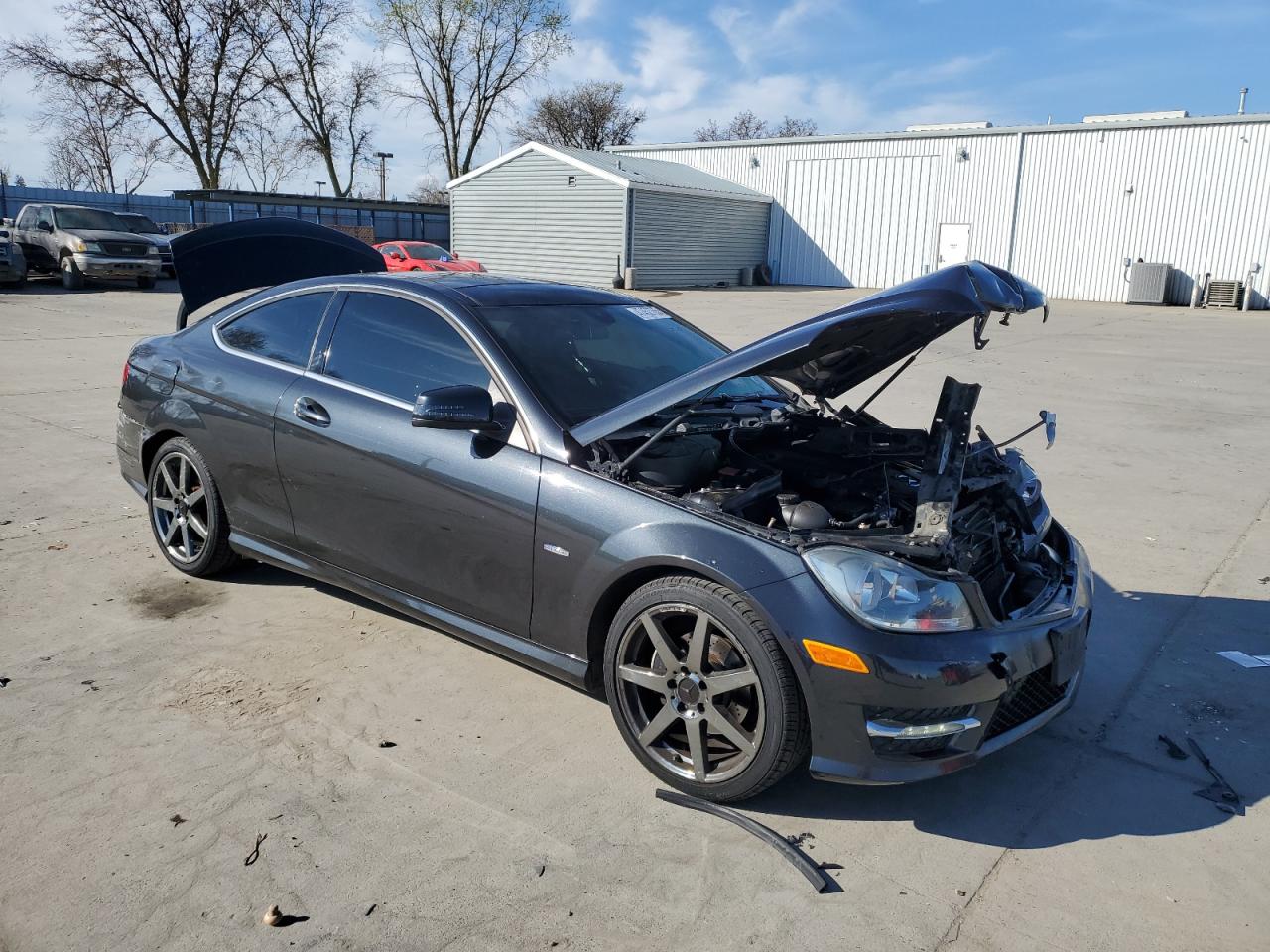 2012 Mercedes-Benz C-klasse VIN WDDGJ4HBXCF850685 Copart auction photo, front end / rear end damage thumbnail 4
