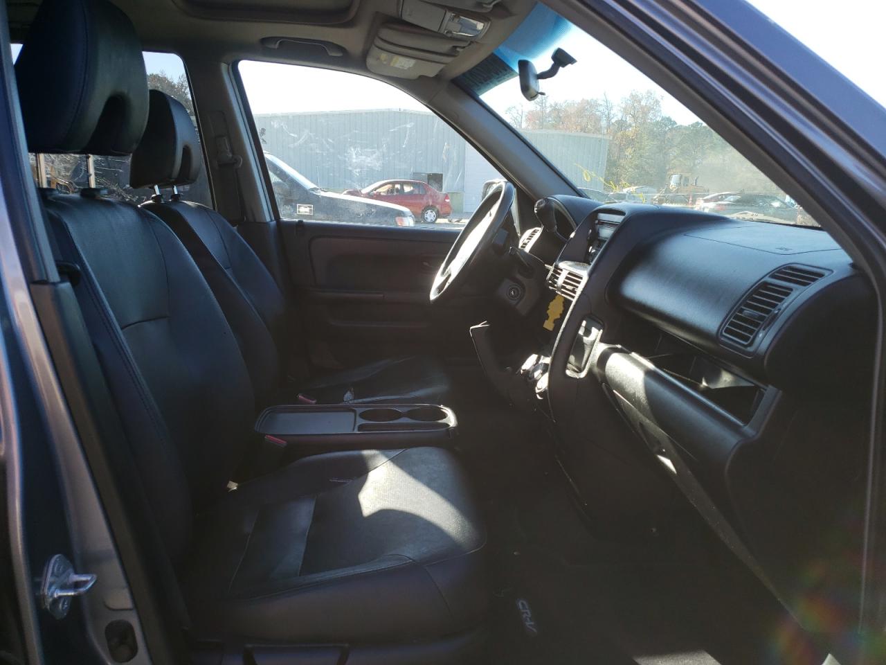 2006 Honda CR-V VIN SHSRD78976U401541 Copart auction photo, vandalism damage thumbnail 5