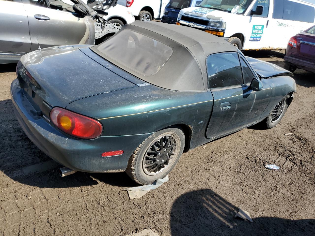 1999 Mazda MX-5 VIN JM1NB3534X0106756 Copart auction photo, front end / minor dent/scratches damage thumbnail 3