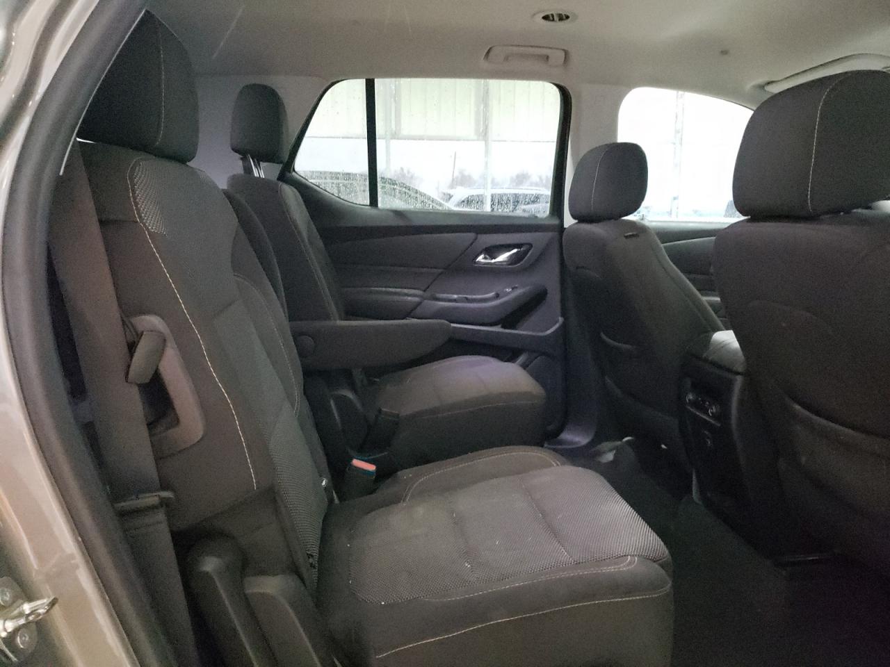 2019 Chevrolet Traverse VIN 1GNERGKW5KJ119558 Copart auction photo, rear end / front end damage thumbnail 11
