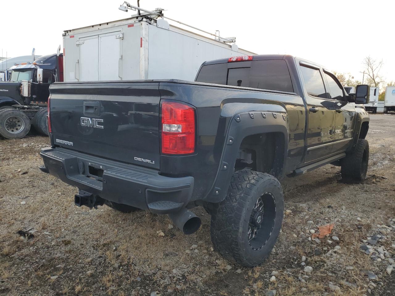 2016 GMC Sierra VIN 1GT42YE83GF254172 Copart auction photo, front end damage thumbnail 3