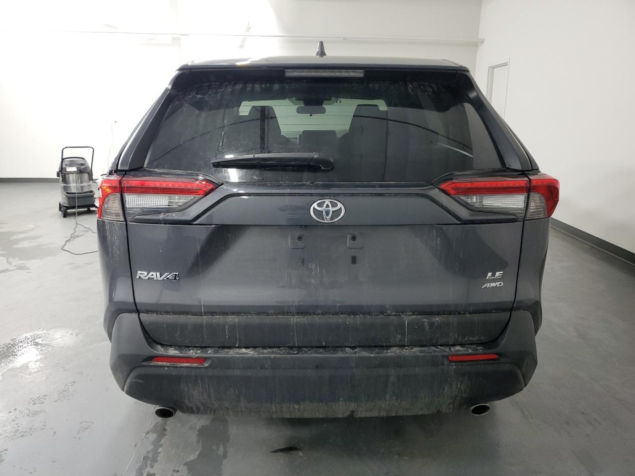 2024 Toyota RAV 4 VIN 2T3F1RFV4RW443341 Copart auction photo, front end / rear end damage thumbnail 6