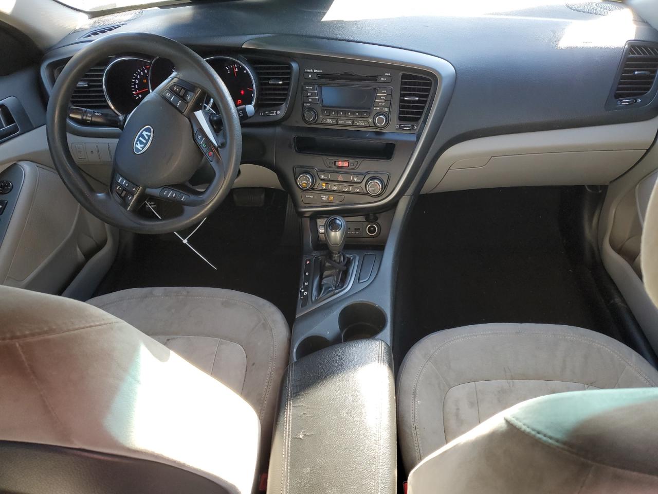 2011 KIA Optima VIN KNAGM4A74B5084560 Copart auction photo, front end / minor dent/scratches damage thumbnail 8