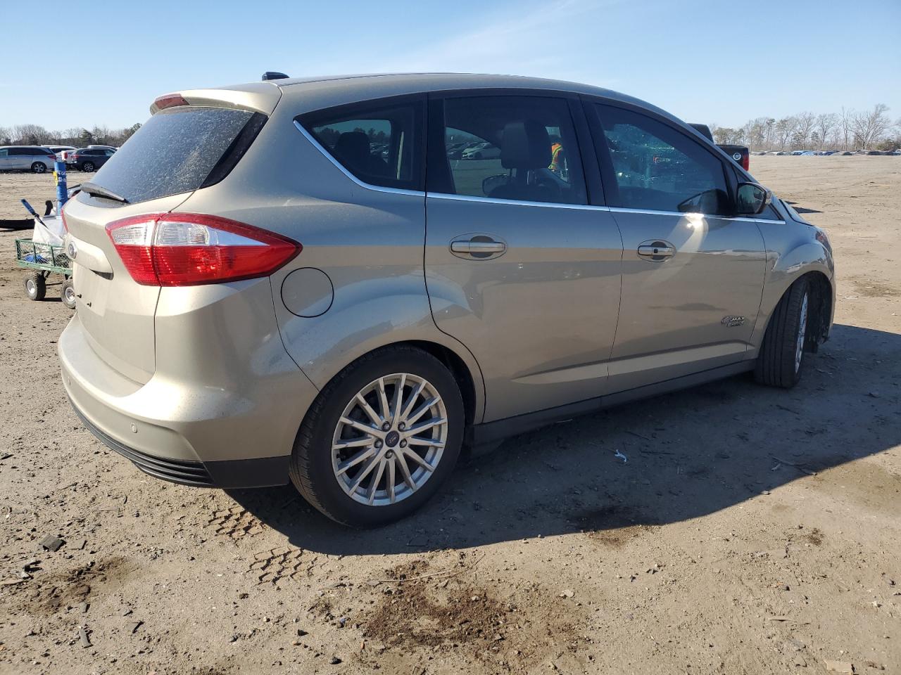 2015 Ford C-MAX VIN 1FADP5CU4FL103914 Copart auction photo, front end / minor dent/scratches damage thumbnail 3