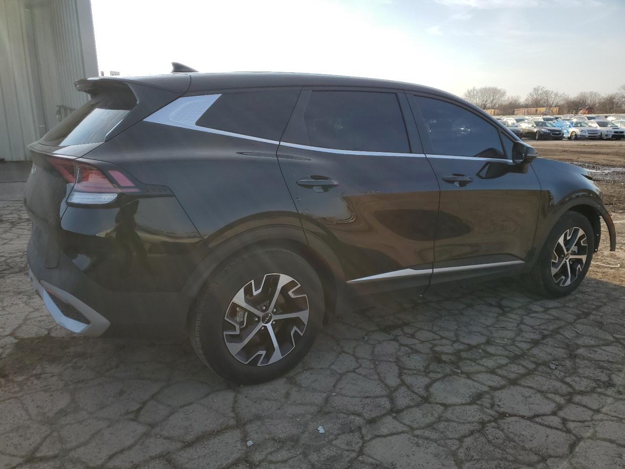 2023 KIA Sportage VIN 5XYK33AFXPG052891 Copart auction photo, front end damage thumbnail 3