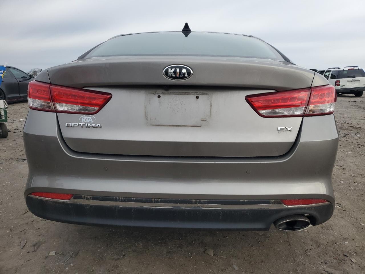 2016 KIA Optima VIN 5XXGU4L35GG052121 Copart auction photo, front end / minor dent/scratches damage thumbnail 6