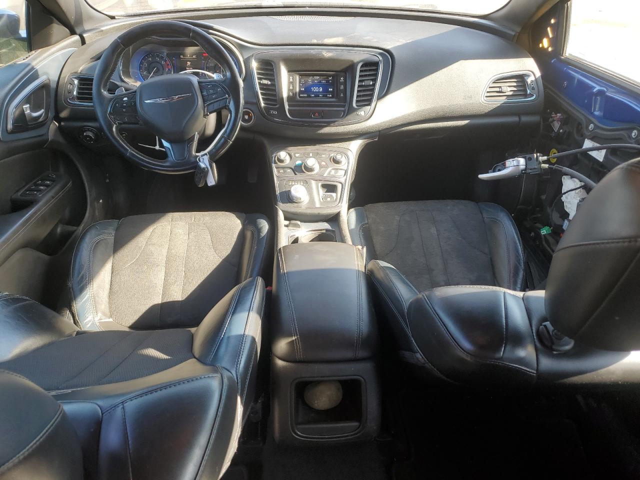 2015 Chrysler 200 VIN 1C3CCCBB5FN760672 Copart auction photo, rear end / side damage thumbnail 8