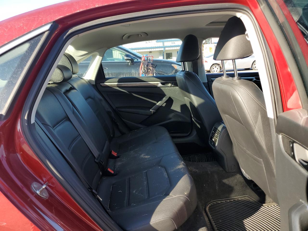 2016 Volkswagen Passat VIN 1VWBT7A39GC029939 Copart auction photo, front end damage thumbnail 10