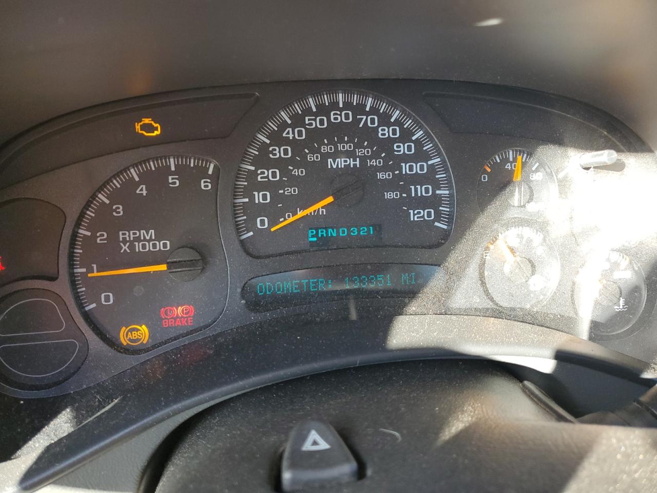 2005 GMC Sierra VIN 1GTEK14V65Z160155 Copart auction photo, normal wear / minor dent/scratches damage thumbnail 9