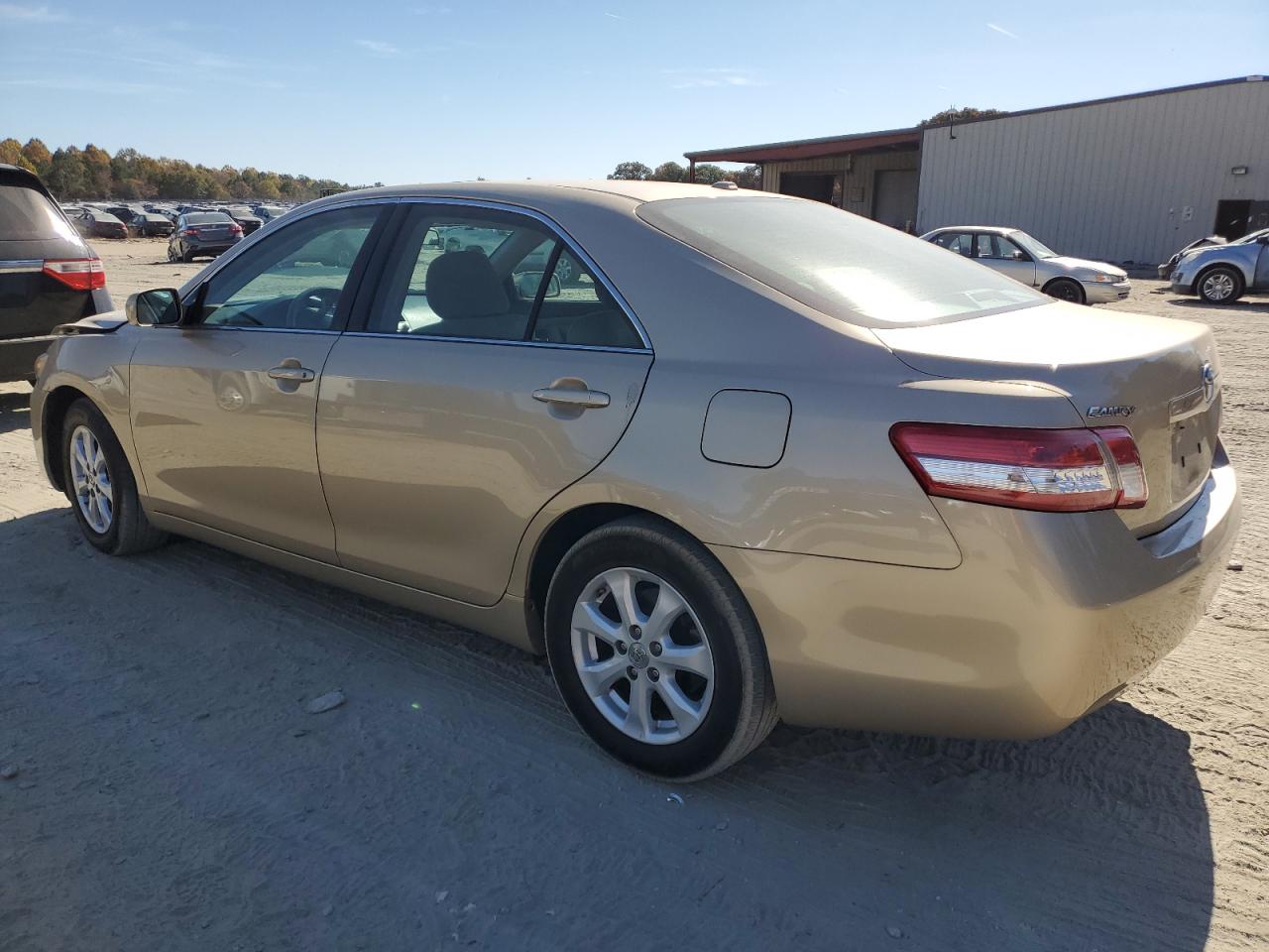 2011 Toyota Camry VIN 4T1BF3EK9BU670074 Copart auction photo, front end damage thumbnail 2