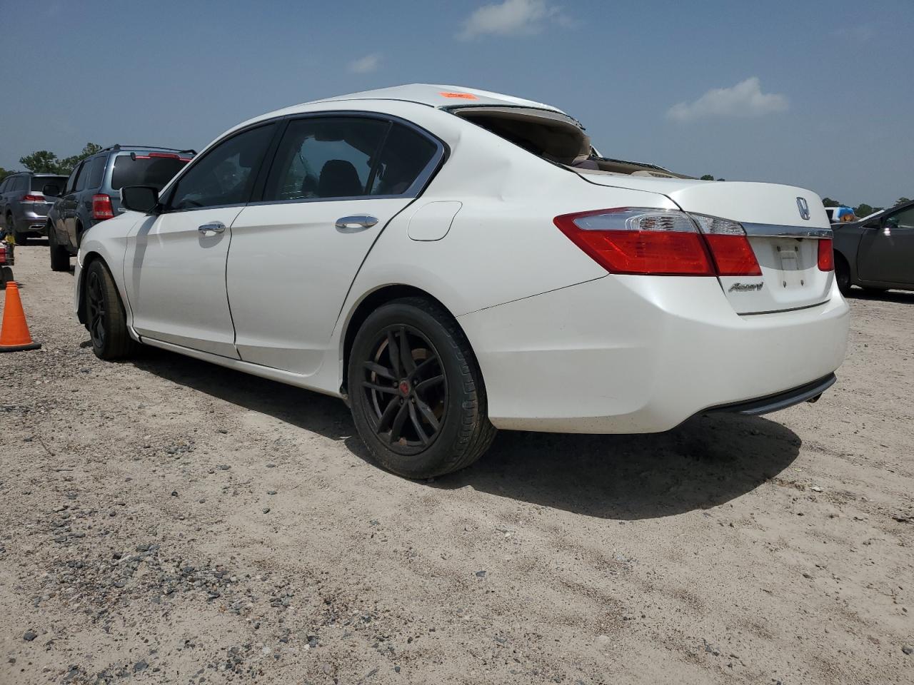2015 Honda Accord VIN 1HGCR2F34FA169460 Copart auction photo, all over damage thumbnail 2